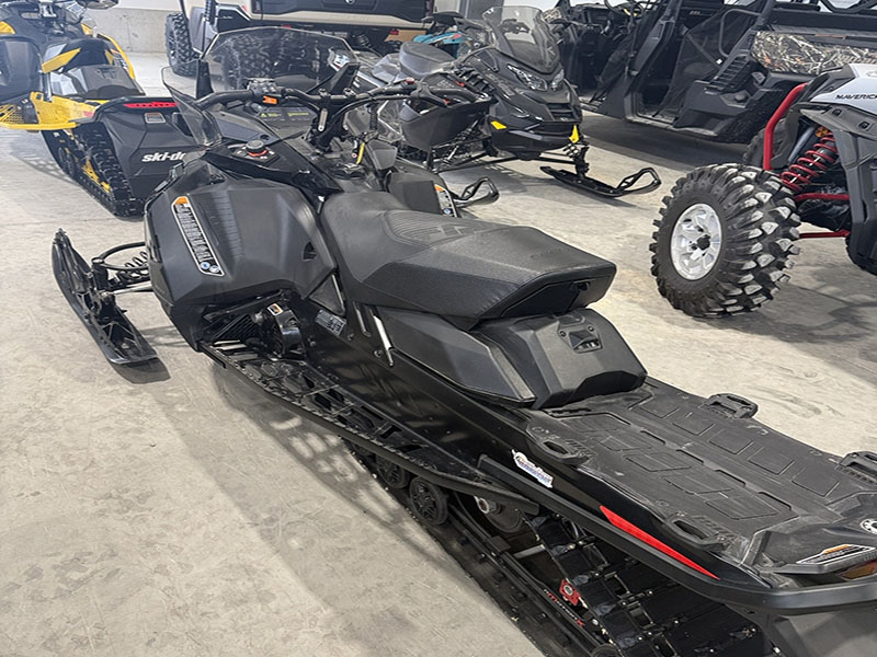 Snowmobiles  2023 SKI-DOO RENEGADE ENDURO 850 E-TEC SNOWMOBILE Photo