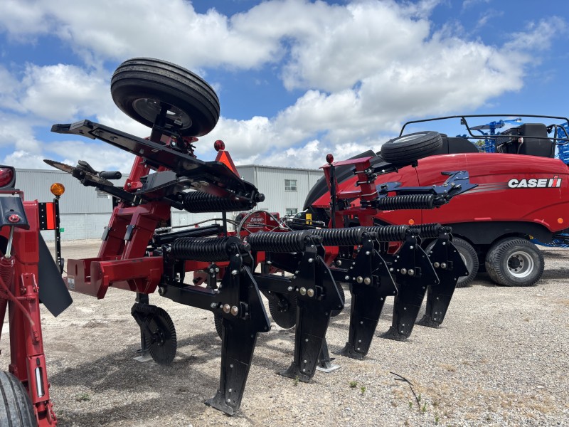 2026 UNVERFERTH 122 ZONE BUILDER SUBSOILER - DEEP TILLAGE