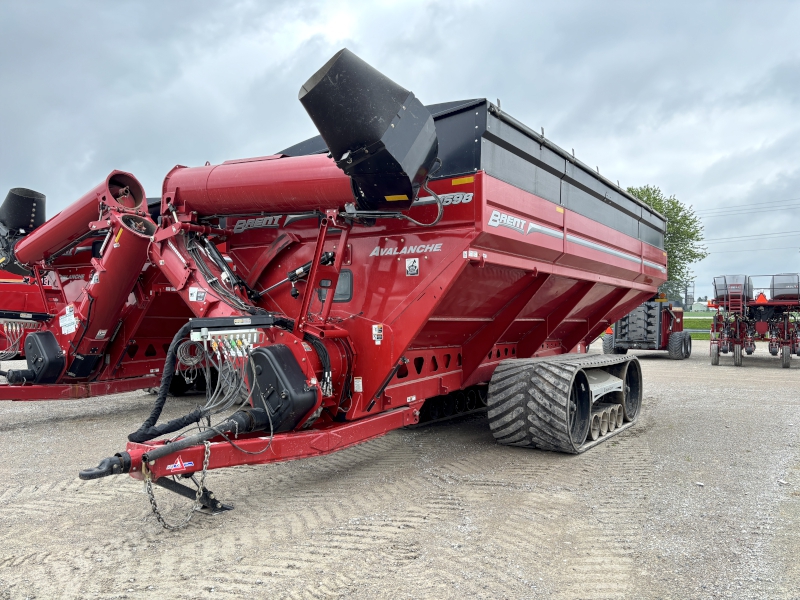 2023 BRENT AVALANCHE 1598 DUAL AUGER GRAIN CART