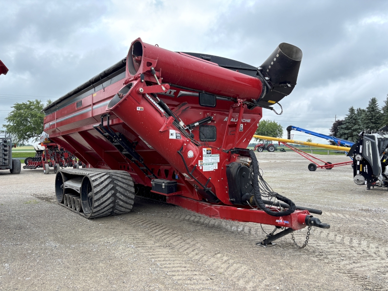 2023 BRENT AVALANCHE 1598 DUAL AUGER GRAIN CART