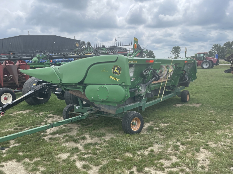 2009 JOHN DEERE 608C STALKMASTER CORN HEAD PACKAGE WITH CART
