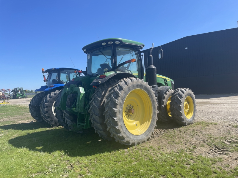 2017 JOHN DEERE 8320R TRACTOR