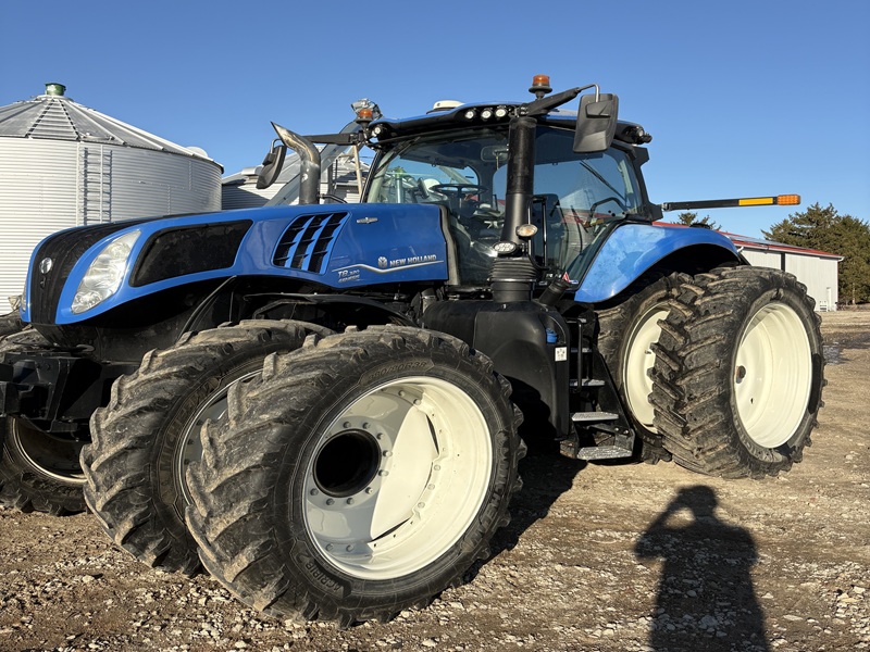 2021 NEW HOLLAND T8.320 AUTOCOMMAND TRACTOR