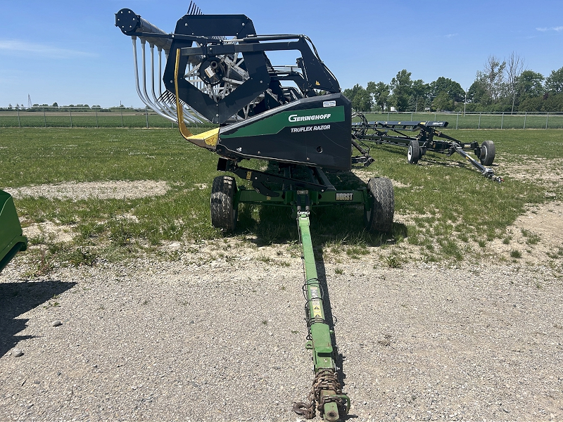 2017 GERINGHOFF TRUFLEX RAZOR FLEX DRAPER HEAD PACKAGE WITH HEADER CART