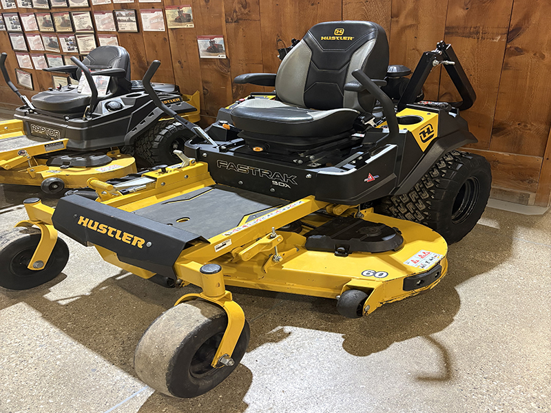 2023 HUSTLER FASTRAK SDX 60 INCH ZERO TURN MOWER
