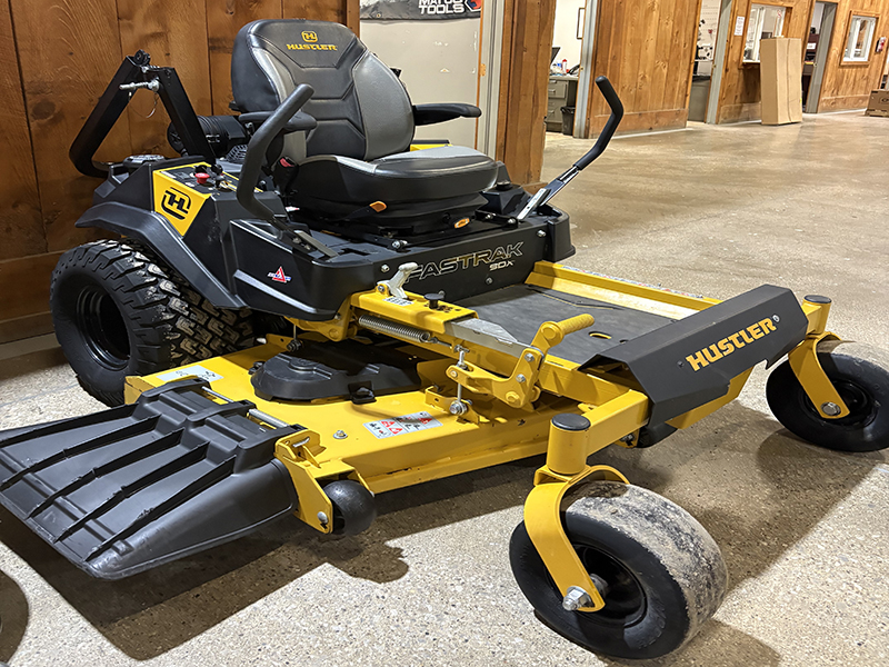 2023 HUSTLER FASTRAK SDX 60 INCH ZERO TURN MOWER