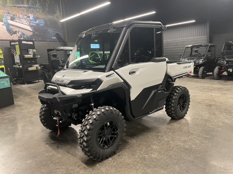 2026 CAN-AM DEFENDER LIMITED HD11 SIDE BY SIDE