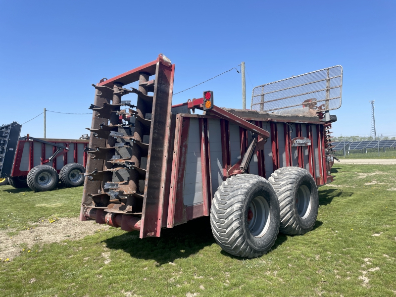2013 HAGEDORN 5440 EXTRA-VERT MANURE SPREADER