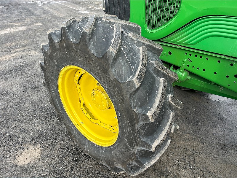 2003 JOHN DEERE 7320 TRACTOR
