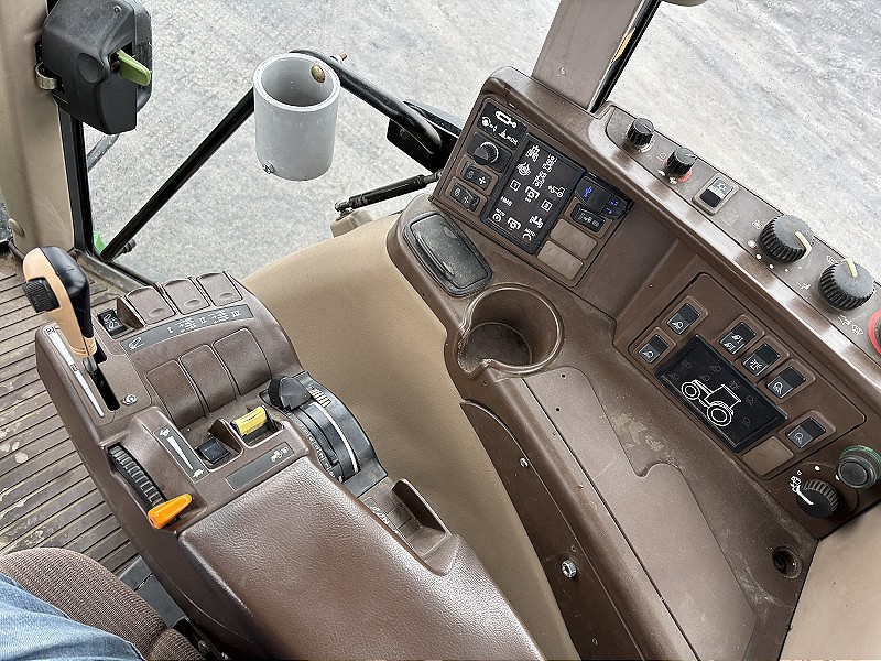 2003 JOHN DEERE 7320 TRACTOR