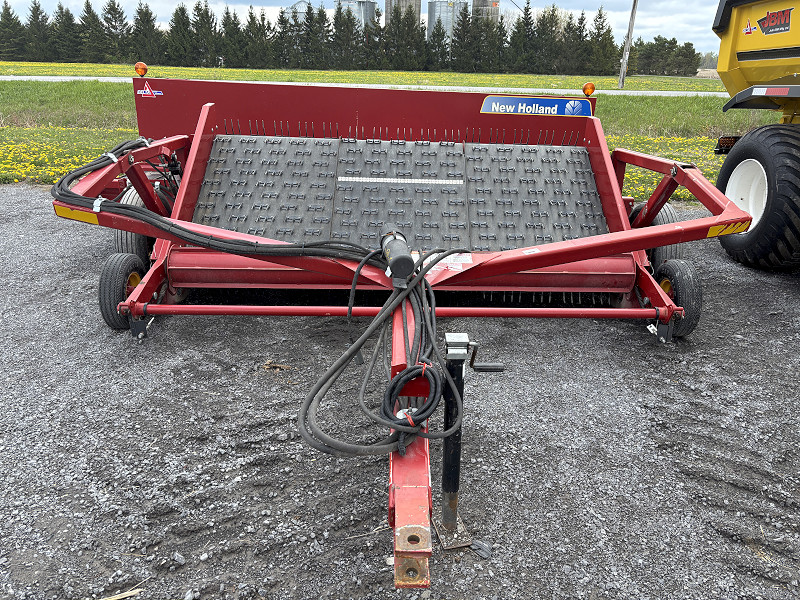 2012 NEW HOLLAND H5410 HAY MERGER
