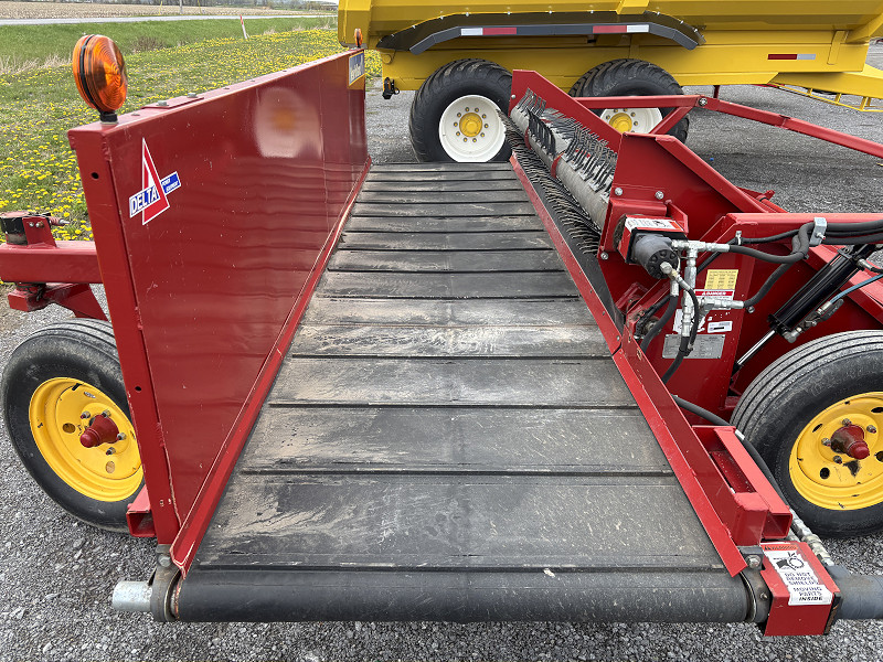 2012 NEW HOLLAND H5410 HAY MERGER