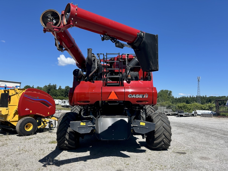 2023 CASE IH 8250 AXIAL-FLOW COMBINE
