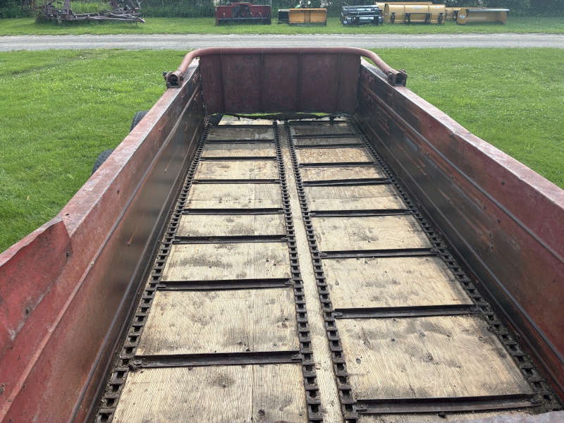 1988 CASE IH 595 MANURE SPREADER