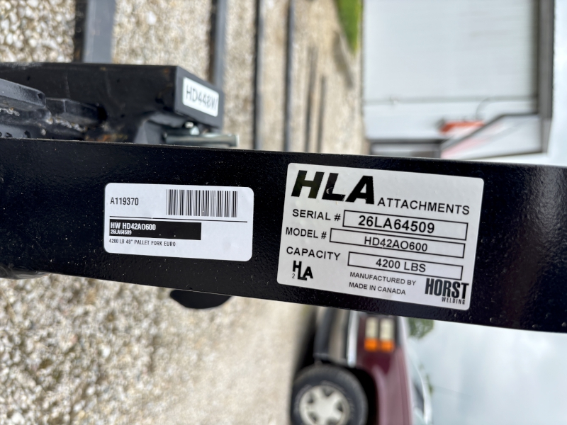 2026 HLA ATTACHMENT (HORST) 4200 POUND PALLET FORKS