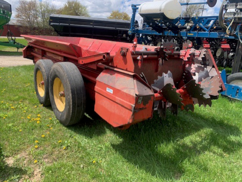 1997 NEW HOLLAND 185 MANURE SPREADER