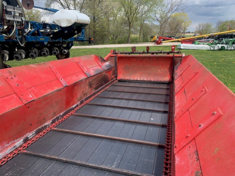 1997 NEW HOLLAND 185 MANURE SPREADER