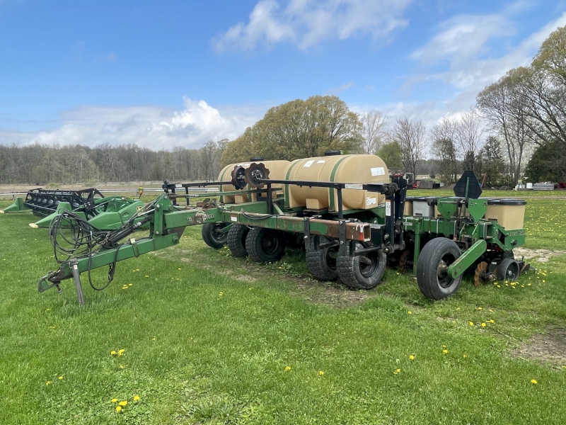 GREAT PLAINS PLANTER