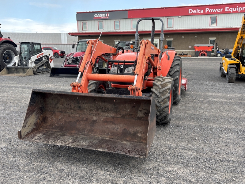 2014 KUBOTA M7040 TRACTOR WITH LOADER