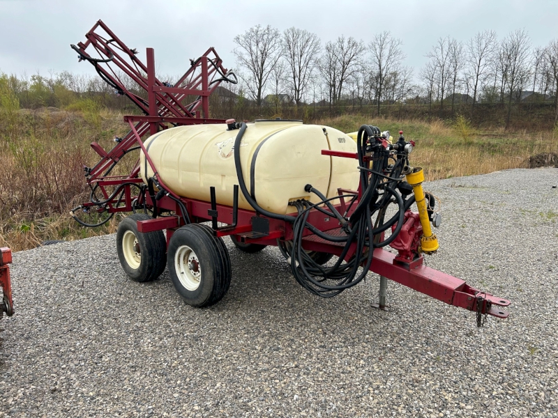 1989 HARDI TR500 PULL-TYPE SPRAYER