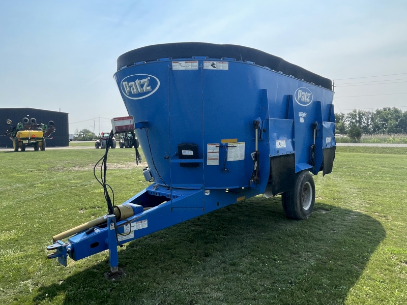 2012 PATZ V620H TMR 1600 SERIES FEED MIXER