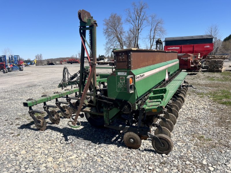 1998 GREAT PLAIN SOLID STAND 20 MIN-TILL DRILL