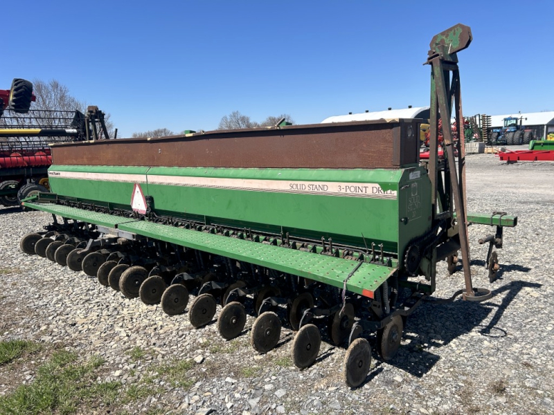 1998 GREAT PLAIN SOLID STAND 20 MIN-TILL DRILL