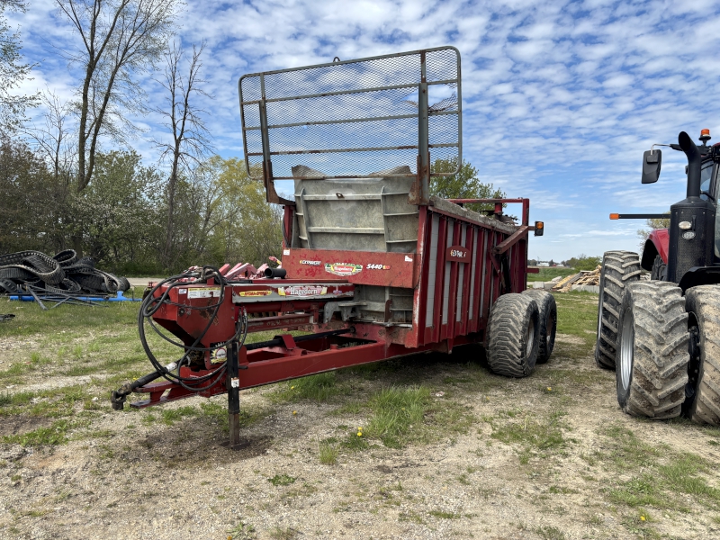 2011 HAGEDORN 5440 MANURE SPREADER