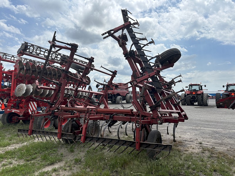 1996 CASE IH 4600 FIELD CULTIVATOR