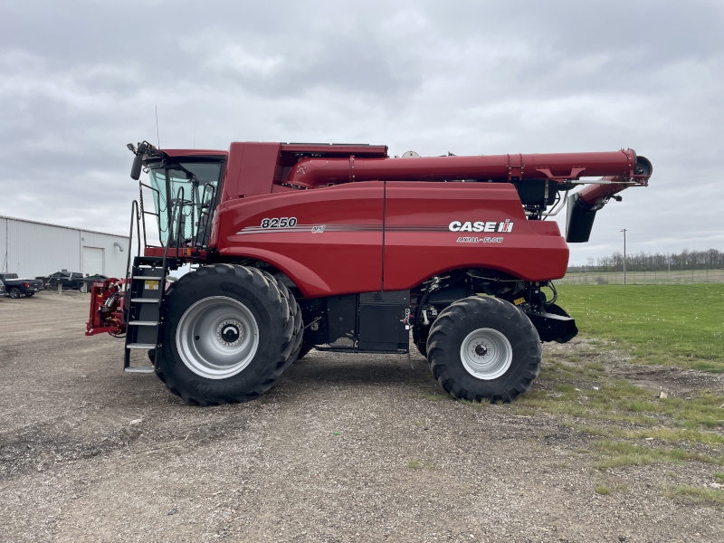 2023 CASE IH AXIAL-FLOW 8250 COMBINE