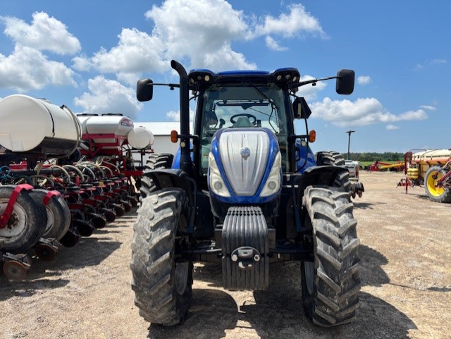 2017 NEW HOLLAND T6.175 TRACTOR