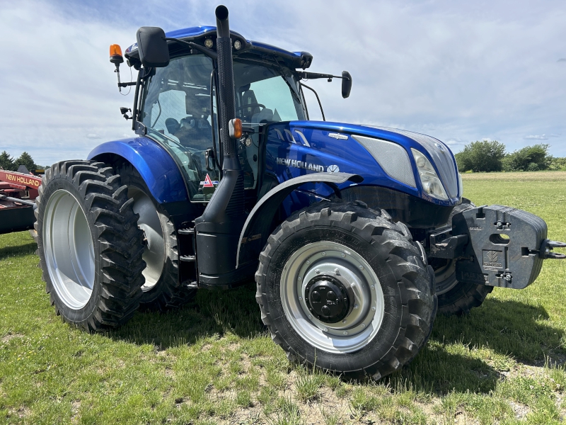 2017 NEW HOLLAND T6.175 TRACTOR