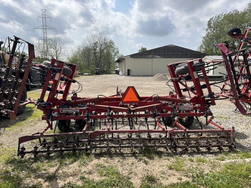 2000 KONGSKILDE SBC S-TINE FIELD CULTIVATOR