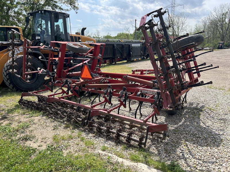 2000 KONGSKILDE SBC S-TINE FIELD CULTIVATOR