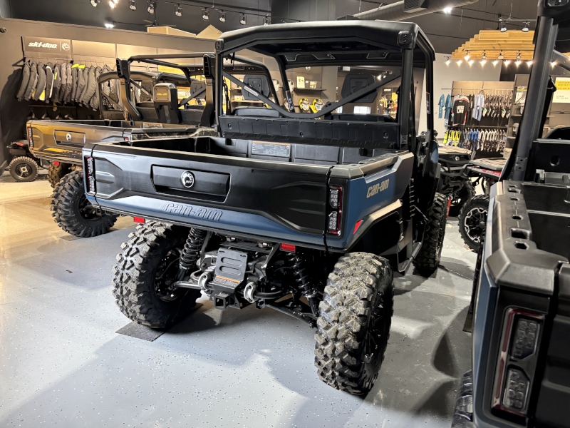 Side-by-Side/Utility Vehicle  2026 CAN-AM DEFENDER XT HD11 SIDE BY SIDE Photo