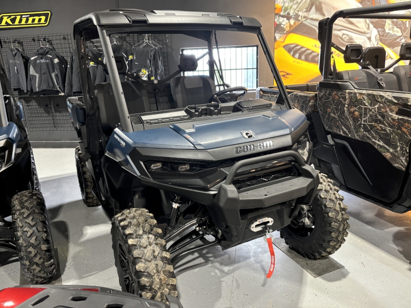 Side-by-Side/Utility Vehicle  2026 CAN-AM DEFENDER XT HD11 SIDE BY SIDE Photo