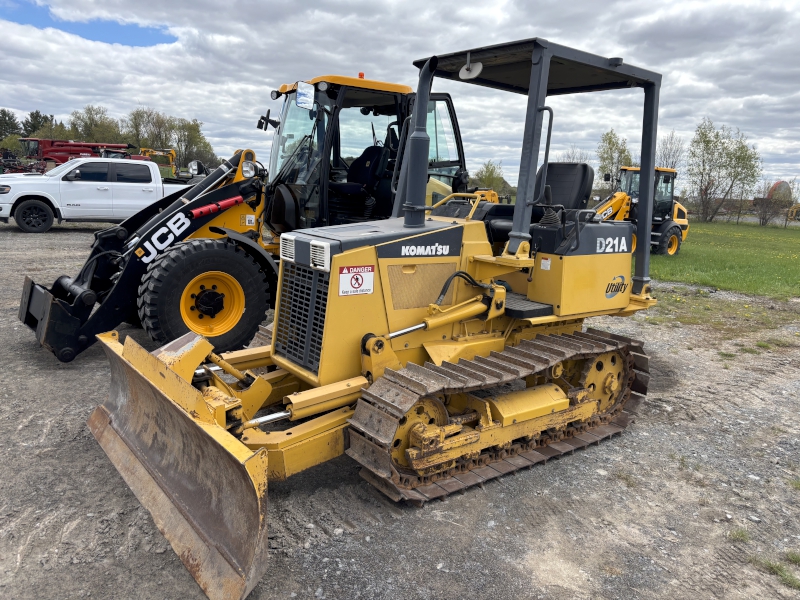 2001 KOMATSU D21A-7 CRAWLER DOZER