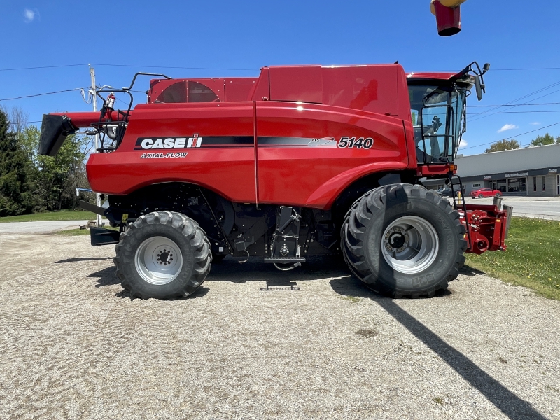 2017 CASE IH 5140 AXIAL-FLOW COMBINE