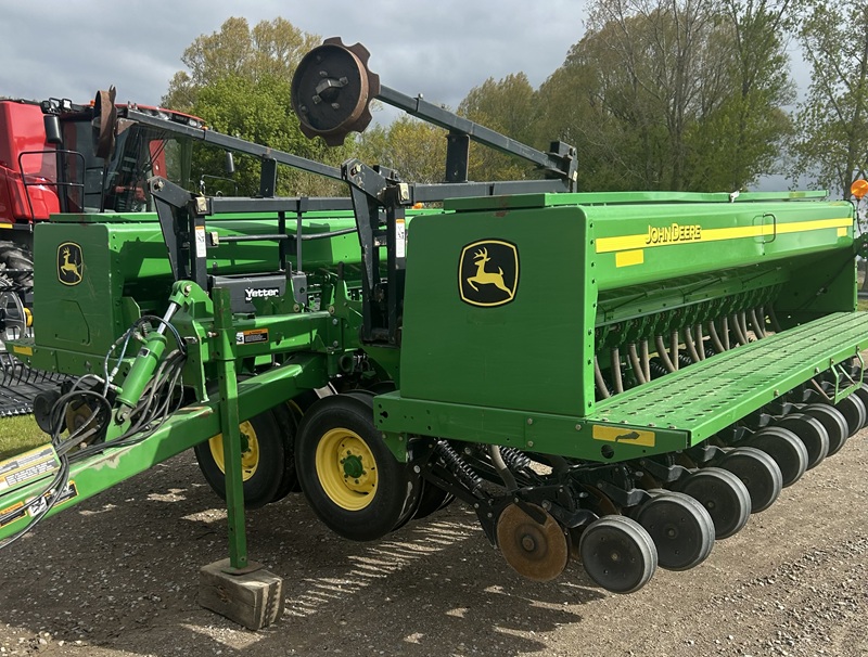 2012 JOHN DEERE 455 FRONT FOLDING GRAIN DRILL