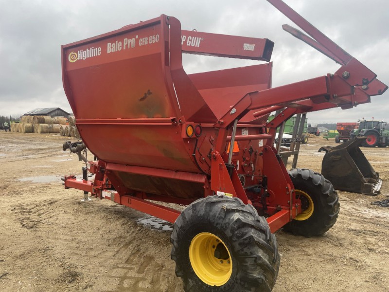 2015 HIGHLINE CFR650 TOP GUN HEAVY-DUTY BALE PROCESSOR