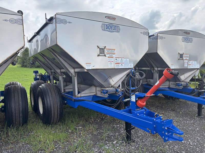 2026 DOYLE 8 TON PULL TYPE FERTILIZER SPREADER