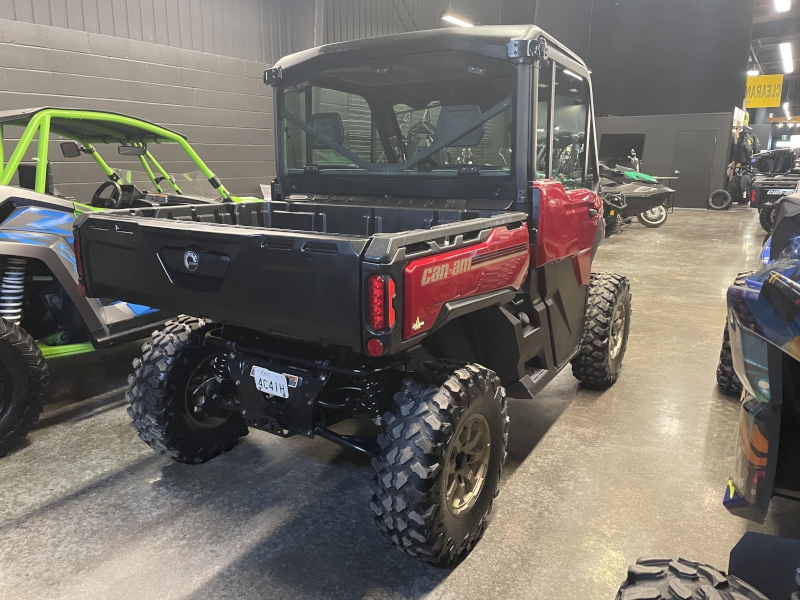 Side-by-Side/Utility Vehicle  2024 CAN-AM DEFENDER LIMITED HD10 SIDE BY SIDE Photo
