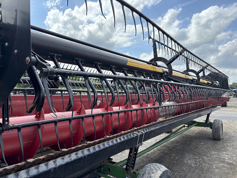 2009 CASE IH 2020 FLEX HEAD PACKAGE WITH HEADER CART