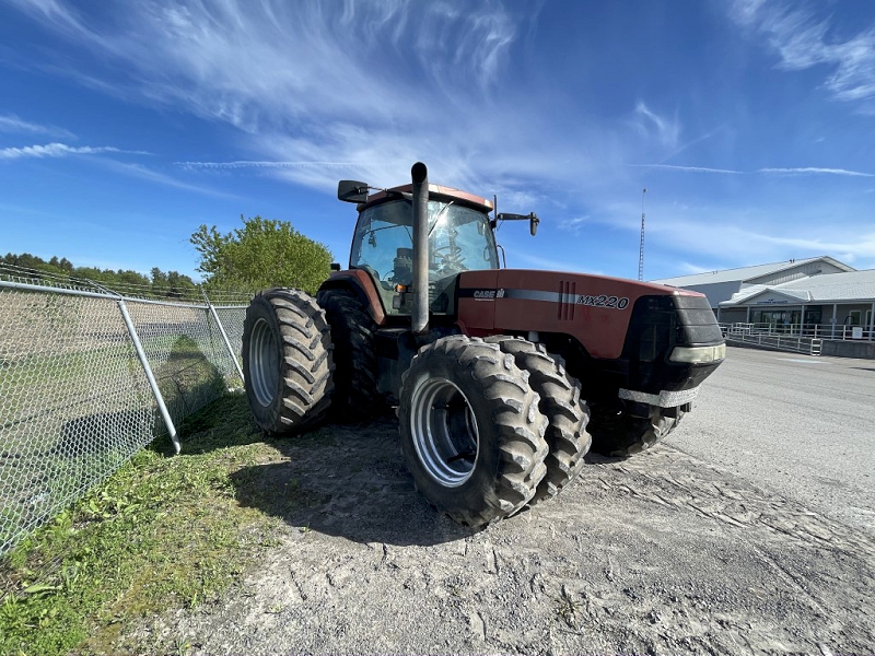 2002 CASE IH MX220 MAGNUM TRACTOR
