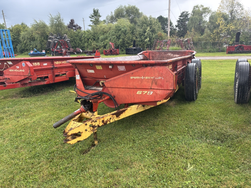 1984 NEW HOLLAND 679 MANURE SPREADER
