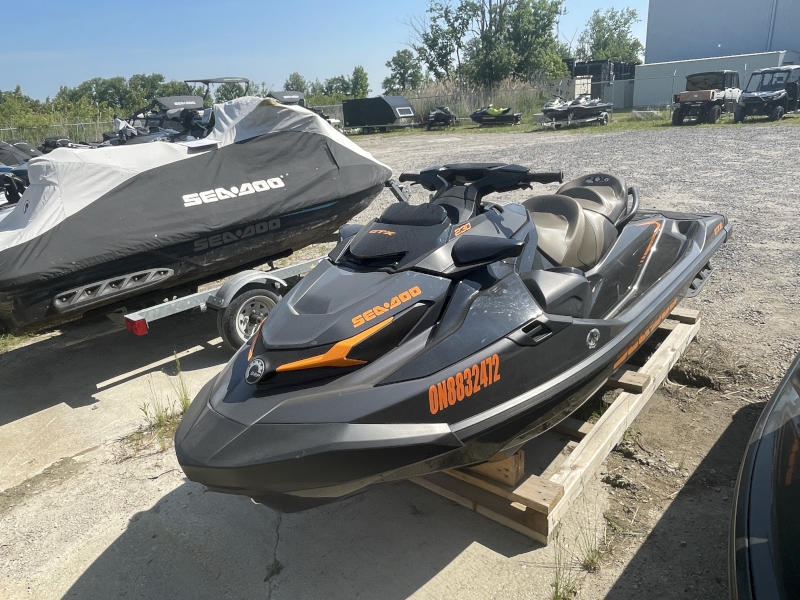 2023 SEA-DOO GTX 230 PERSONAL WATERCRAFT WITH SOUND