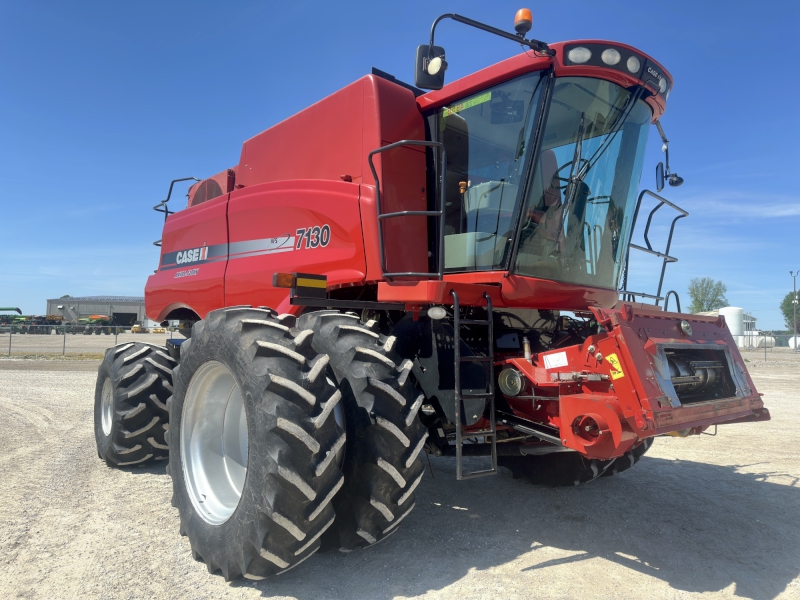 2012 CASE IH 7130 AXIAL FLOW COMBINE PACKAGE WITH CASE IH 2162 FLEX DRAPER HEAD