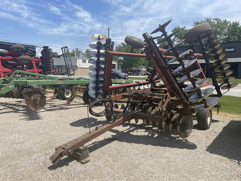 1979 INTERNATIONAL 496 DISC HARROW