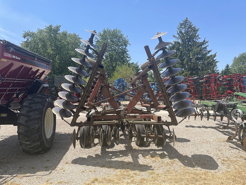 1979 INTERNATIONAL 496 DISC HARROW