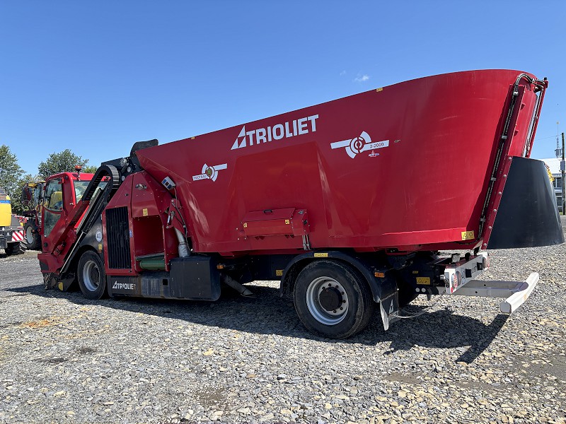 2024 TRIOLIET TRIOTRAC TT2000VL TMR FEED MIXER